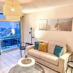 Studio 806 With Balcony By Interhome アパート
