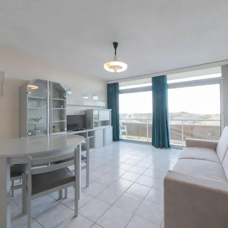 Studio 806 With Balcony By Interhome