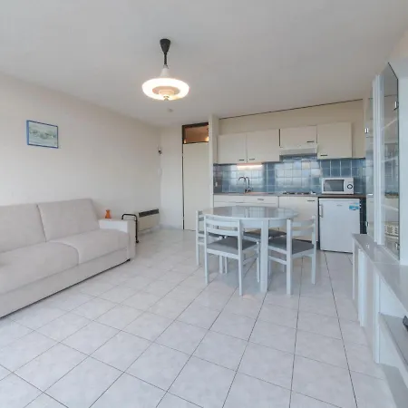 Studio 806 With Balcony By Interhome דירה ברדנה