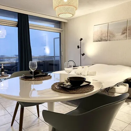 Studio 806 With Balcony By Interhome ブレーデネ