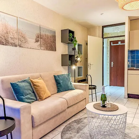 Studio 806 With Balcony By Interhome Apartament *